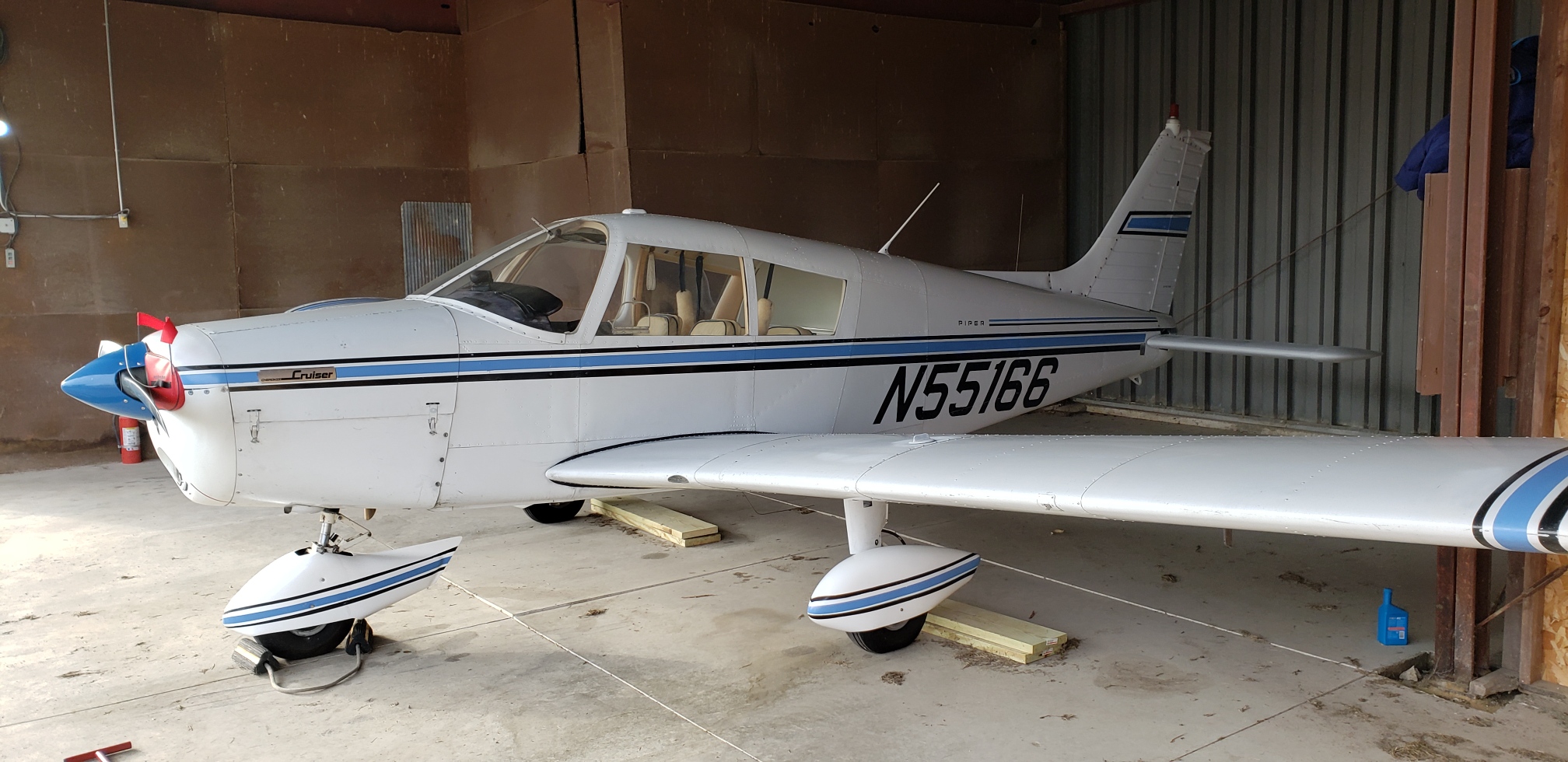 n55166-pa28-140-piper-cherokee-140-iowa-flight-training
